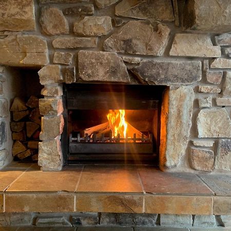 Alpine Woodsmoke Apartments Falls Creek Eksteriør billede