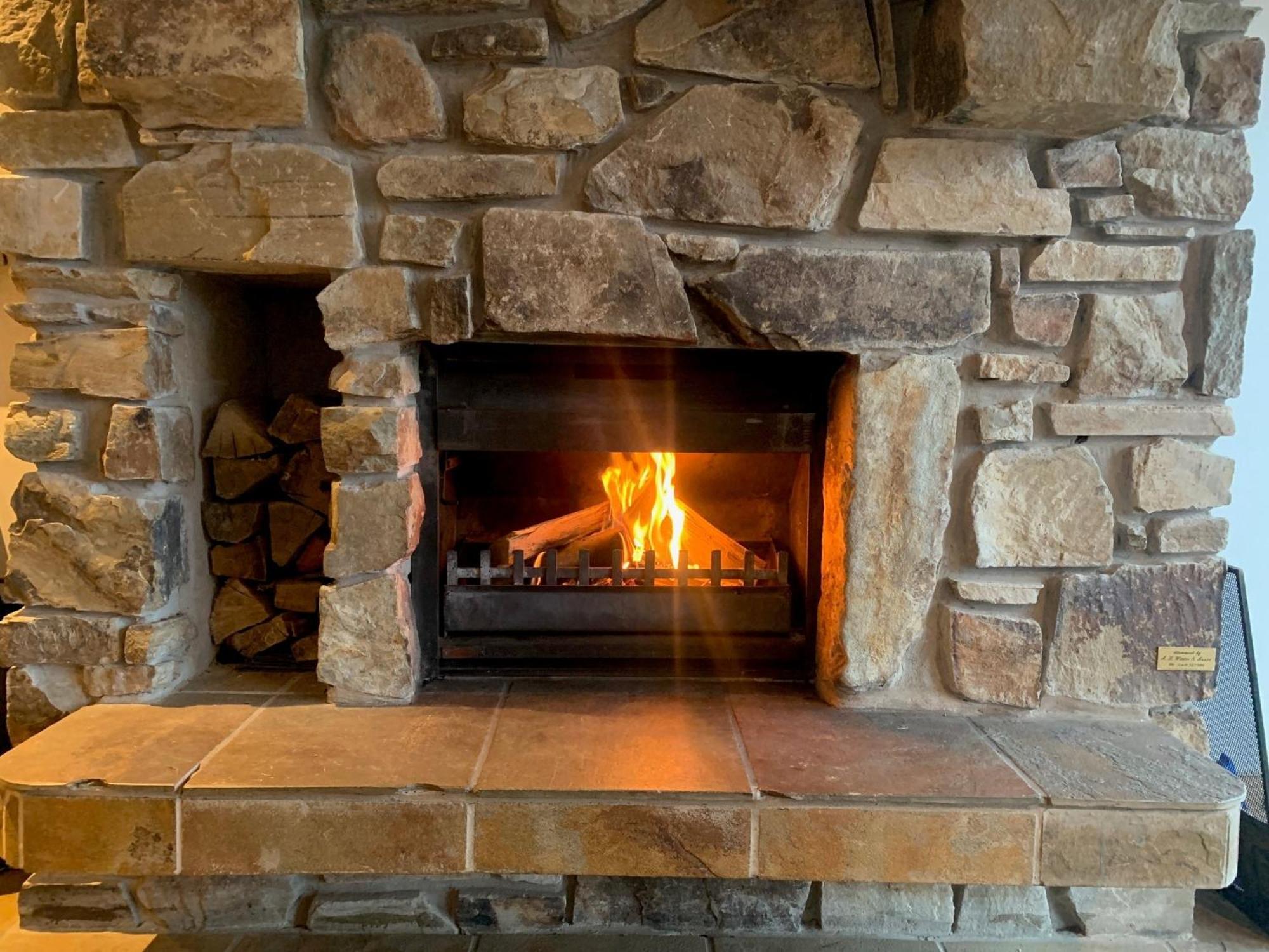 Alpine Woodsmoke Apartments Falls Creek Eksteriør billede