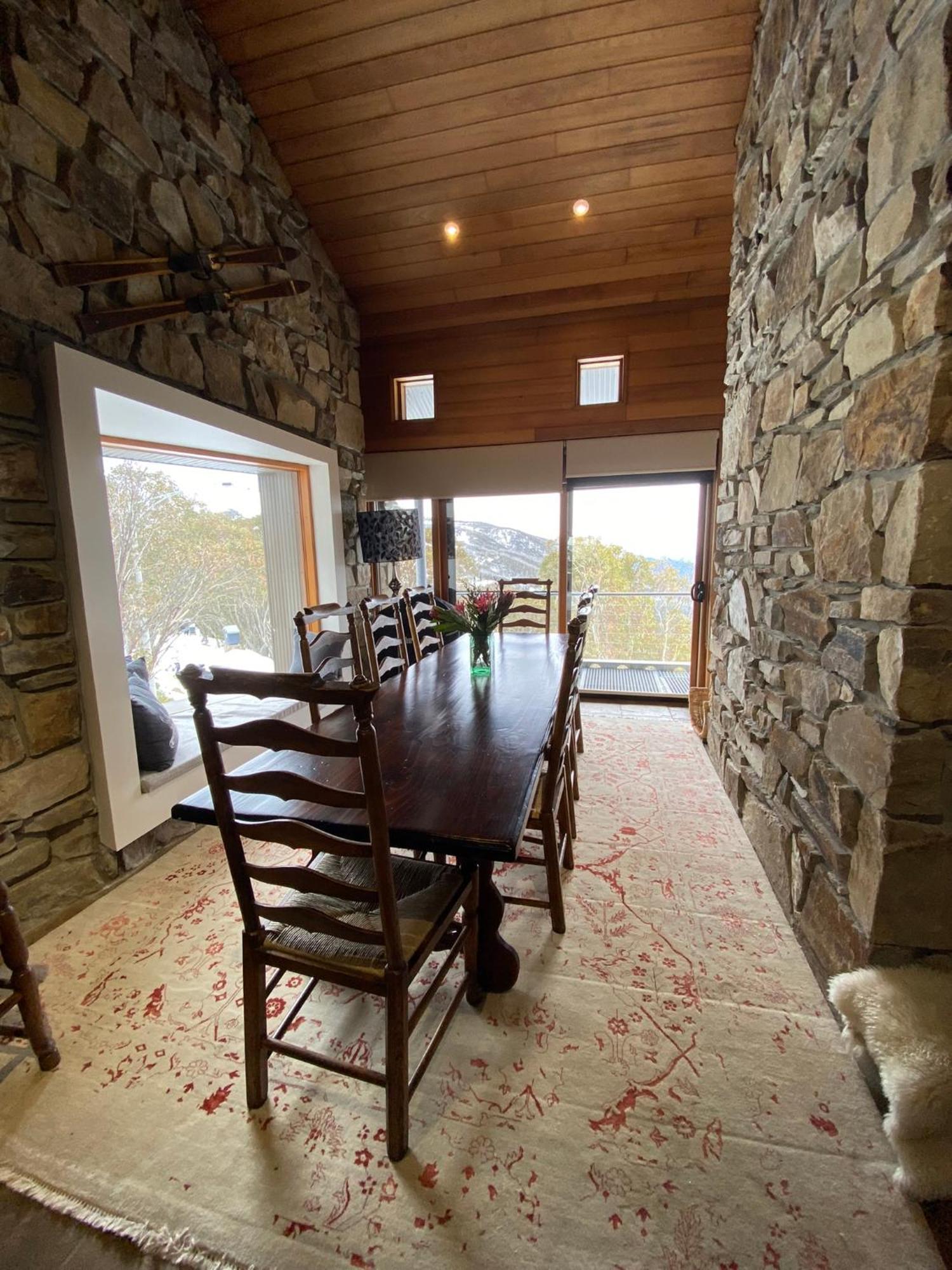 Alpine Woodsmoke Apartments Falls Creek Eksteriør billede