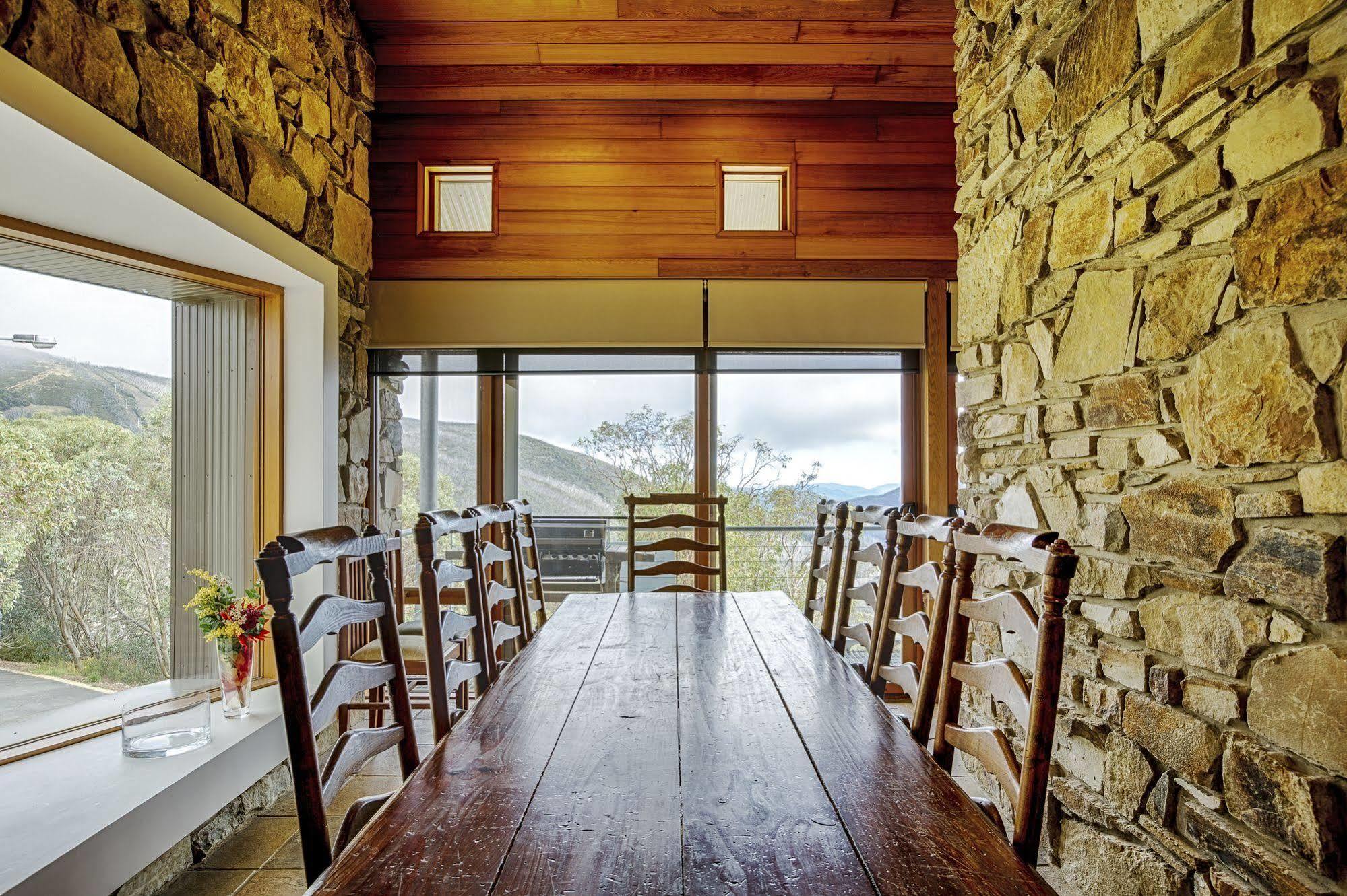 Alpine Woodsmoke Apartments Falls Creek Eksteriør billede